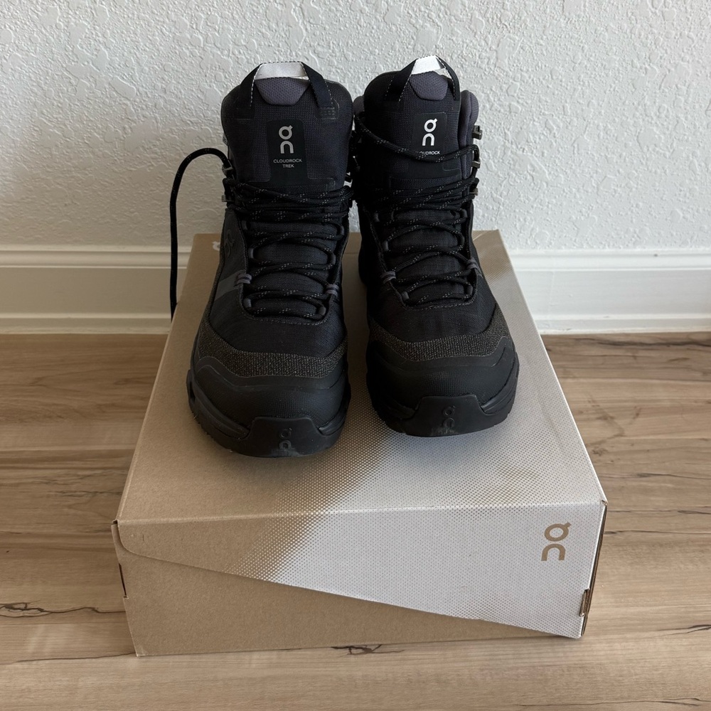 On Running Men's Cloudrock Trek WP